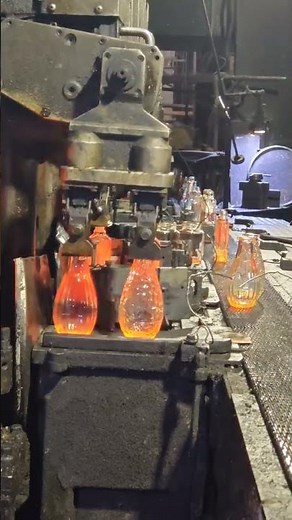 Automated Glass Bottle Forming – Precision Manufacturing in Action