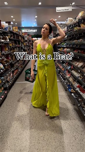 TASH MIA | EDUCATION EMPOWERMENT DESHAME on Instagram: "Brats are just subs misbehaving right? Well yes and no… They are but it is (or should be) consensual misbehaving. Meaning both the dominant and submissive agree to enter into that particular type of power dynamic. Being a brat may look like not following orders or doing them in slow motion, make a big mess when carrying out a task or throwing a tantrum when doing it, it could be resisting what the dominant is trying to do to them or embarra