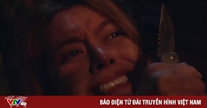 Mê cung - Tập 1: Run bắn người cảnh cô gái trẻ bị kẻ biến thái sờ ngực, đùi trong đêm tối ngõ vắng