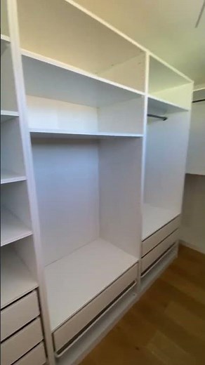 Montaggio cabina armadio pax di ikea