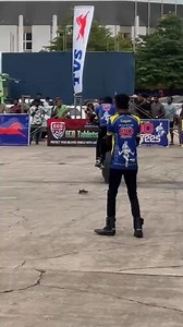 54K views · 2.8K reactions | ලංකාවේ stunt වලට සුපිරිම ගැම්මක් දුන්න චරිතයක් ♥️殺 #bikelife | SL.Bike HUB offlcial | Facebook