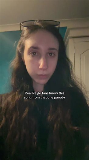 I watched so many Star Wars parodies on YouTube during lockdown it’s insane lol #starwars #reylo #kyloren #parody #rey