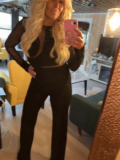 Jumpsuit vibes | jumpsuit