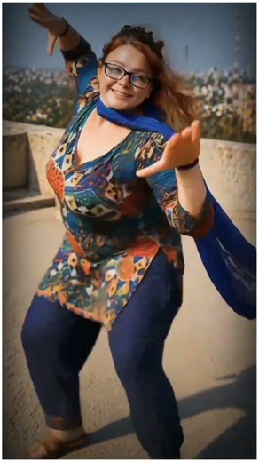 punjabi song😌😘#mujra #mujradance#stagedance #mujrasong#short#youtubeshors