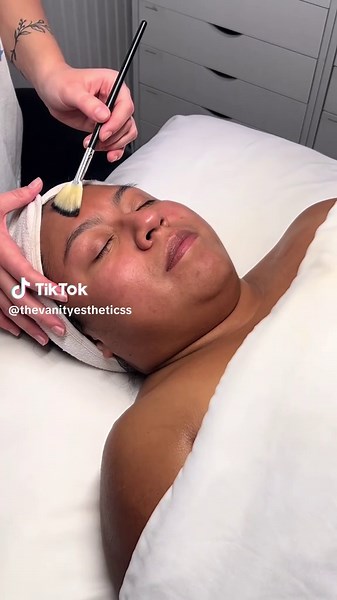 Enzymes are my fav way to exfoliate - @Skin Script Skin Care has some of the best enzymes 🤌🏼🍍😌 _ #greersouthcarolina #facial #foryoupage #esthetician #skincare