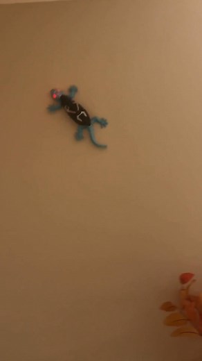 404 reactions · 55 shares | MOMS! THIS IS YOUR HOLIDAY WARNING! ...