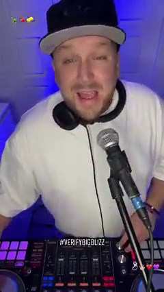 Backstreet Boys VS *NSYNC 🤙🏼🔥 #BoyBand #BoyBandWars #Millennial #90s #2000s #DJ #Music #Challenge #BigBlizz #Trict🖐🏼 | DJ Blizzard aka BigBlizz