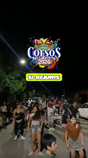 🎭 Falta cada vez menos para los Corsos 2026 Bella Vista ya empieza a sentir el ritmo del carnaval, y las comparsas lo viven a puro ensayo, alegría y pasión. 🥁✨ Esta vez visitamos a “El Rejunte” del barrio 240, que se prepara con todo para hacer vibrar la noche de los corsos. ¿Cuál es tu comparsa favorita? 👀 ¡Te leemos en los comentarios!