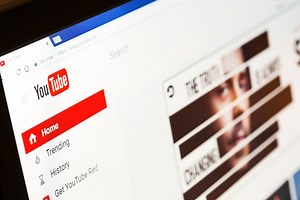 Cómo buscar vídeos en un canal de YouTube: fácil y rápido