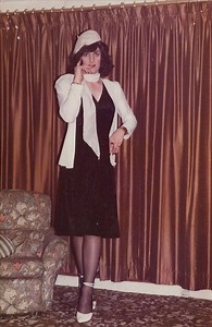 A really vintage Angie pic!