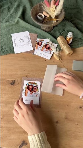 Pixum DIY - Pesönliche Blumenstrauß-Deko mit Mini Retro-Prints