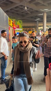 3.4K views · 14 reactions | Malaika setting the temperature high in winter wear! 泥 Spotted today at the airport, Malaika Arora shows us how to rock a muffler with total swag. Cozy yet incredibly chic—she’s a true style chameleon! ✨✈️ #MalaikaArora #WinterFashion #AirportStyle #MufflerSwag #ViralReels #BollyFashion #TravelInspo #Trendsetter #Slaying | Bollywood Chronicle | Facebook