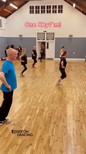 When we move together, it becomes one beat. 💓✨ #DanceFam #InSync #OneRhythm | Kerry On Dancing