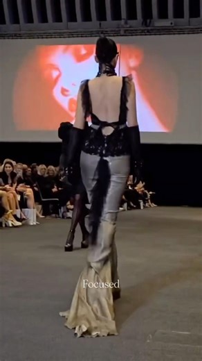 Backstage calm. Runway focused. #runway #backstage #model #modelwalk #fashionshow