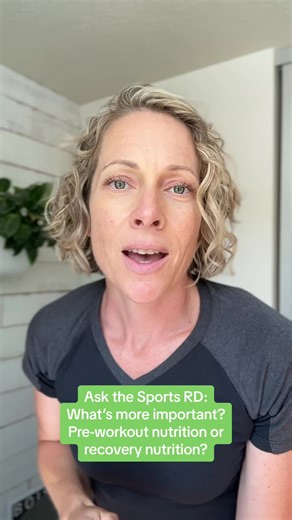 Attention high school athletes! You need to be eating BOTH before activity and after. 🥪🤸🏼‍♂️🥪 #nutritioninaminute #registereddietitiannutritionist #nutrition #sportsnutritiontips #athleticperformance #sportsdietitian #recoverynutrition #fueltheactivity #sportsnutrition