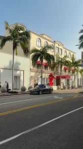 Sacha Baron Cohen was spotted cruising Rodeo Drive in a Mercedes-Maybach S680, one of the most luxurious sedans on the road today, with a current market value around $240,000. Powered by a silky V12, the S680 prioritizes comfort and near-total cabin silence over outright performance. The Maybach line is known for its extended wheelbase and rear-seat-focused luxury, making it a favorite among celebrities who prefer being chauffeured. #MercedesMaybach #Maybach #RodeoDrive #LuxuryCars #CelebrityCar