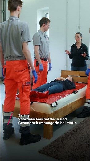 Tipps für Rettungskräfte 🚑: Patienten umlagern #shorts