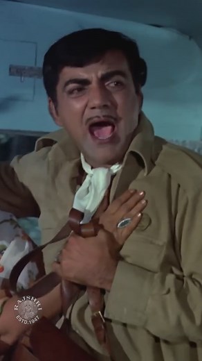 Don't miss this classic comedy! Watch the funny fight between #Pehelwan and conductor #Khanna in 'Bombay to Goa'. #BombayToGoa #Comedy #ReliveRajshri #Mehmood | Rajshri