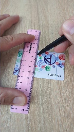 Be sure to remember this trick! How to make a phone stand from a plastic card