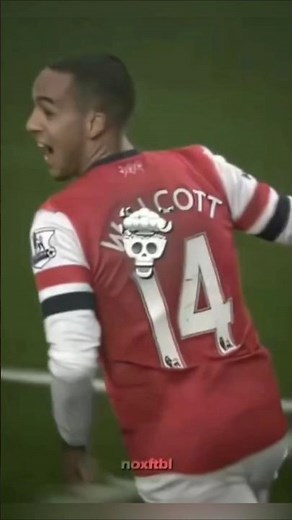 Speed, Art and Goal! Theo Walcott's amazing moments at Arsenal. 💨⚽️"