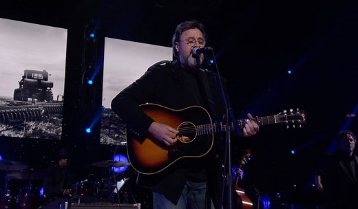 649K views · 24K reactions | Happy Birthday, Willie Nelson! Here is Vince’s take on “Blue Eyes Crying In The Rain” from the ‘Willie Nelson American Outlaw’ show last year. | Vince Gill | Facebook