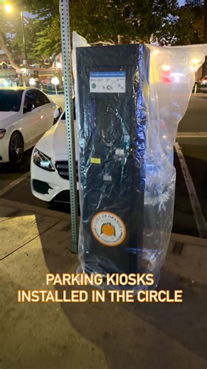 There’s No Place Like 🍊 on Instagram: "🚗🅿️ Parking meter kiosks are officially installed in the Orange Circle Just a heads up they will NOT go into effect until January. This is a pretty big change, and I’m really curious how everyone’s feeling about it. Do you think this will help with parking turnover… or make visiting the Circle harder? Drop your thoughts below — I want to hear from you. 👇🍊 . . . #cityoforange #orangeplaza #orangecircle #news #localnews #parking"