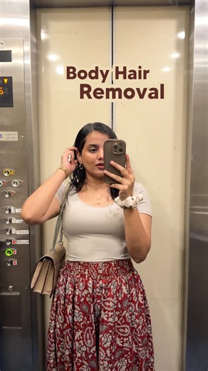 Shruthi Bavisetti | Telugu Creator on Instagram: "Comment “Razor” for link🤌 Secret code ⬇️ The best one till date🤎 Secret code: RAZOR99 and you’ll get it for just ₹99. I’ve been using this body razor multiple times over the past few months, and it gives super smooth skin every single time🤌🤌 Honestly, the best body razor I swear by ✨ #bodyrazor #bodyhair #bodyhairremoval #telugu"