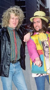 We LOVE Dave Hill and Noddy Holder’s friendship... #Slade #NoddyHolder #DaveHill #1970s #1970smusic #70s #70smusic #glamrock #rock #rockmusic | Gold Radio