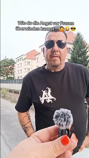 Die Angst vor Frauen überwinden... 😱☝️ #comedy #witzigevideos #funny #humor #lustig #liebe