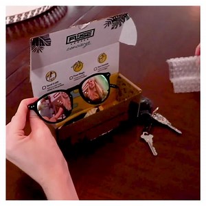 Let us replace your lenses. We’ll give you everything you need to send off your sunnies and get back to what you do best - living your life, free of scratches. | Fuse Lenses