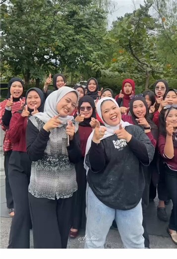 Building a Caring Team: WeR1 Jawa Barat Meetup Insights