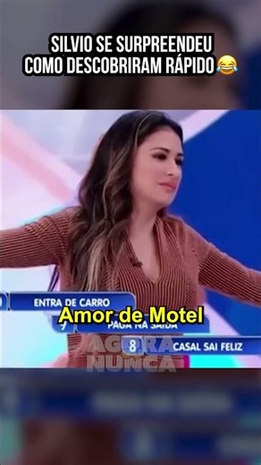 Simone and Simaria correctly answer Silvio Santos' question.