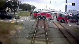 Video shows the moment before a train hits a firetruck in Florida