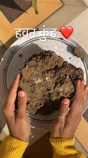 Creation with bharti 💖 on Instagram: "Mini Hawanakund ❤️🌷🐚 #reels #creative #viralvideos #tranding #diyhomedecor"