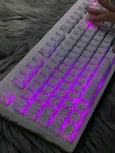 White contour keyboard #fypシ゚viral #keyboard #cool #customkeyboard #keycaps #trending #trend