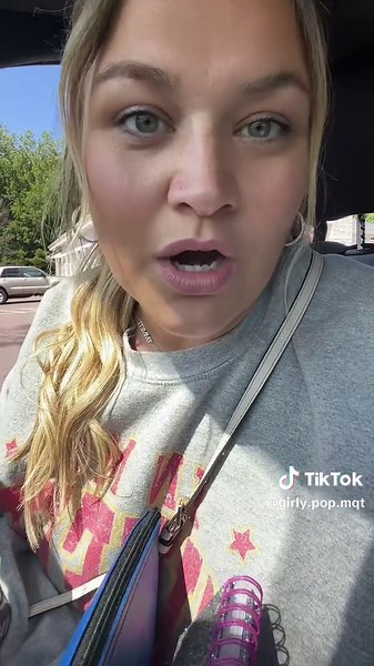 Paydayyyy for the Girly Pop crew! Come with me to do payroll today! 💰🥤🪩🫶💖 . . . #payday #smallbusinesstiktok #marquette #bankrun #payroll #uppermichigan #dayinthelifevlogs #smallbusinesscheck #sodashop #dirtysoda #shoplocal