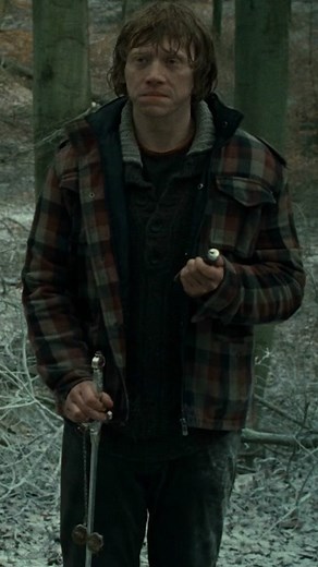 Harry Potter Inspired Alarm Clock | Hermione Granger Wakes Ron and Harry