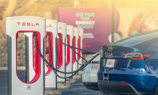 Tesla vs. Gas Cars: Which Is Really More Expensive to Drive Each Month ?
