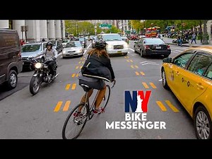 NYC Bike Messenger Riding Fast and Fluid Through Traffic