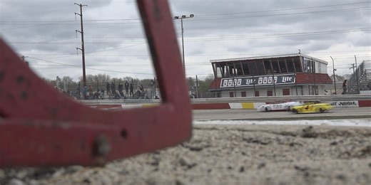 Rockford Speedway takes its final lap with online auction