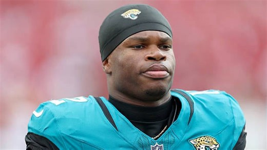 Jaguars’ Hunter Out For Season Following Knee Surgery