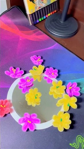 DIY Mirror Decor ✨ | Pipe Cleaner Flower Mirror #viral #foryou #aesthetic #diy #mirrordecor