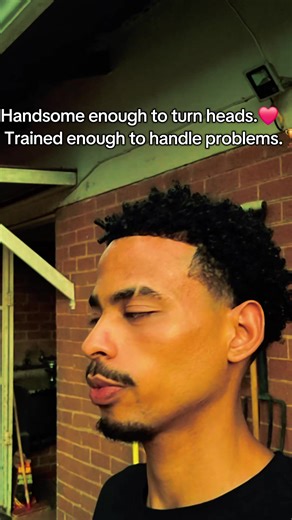 The Innocence of a Boxer: Style and Skill