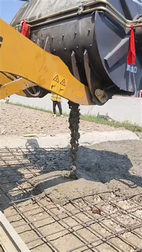 Concrete Mixing Bucket Loader | Loader Mixer Bucket Working on Construction Site #earthopstv #viral