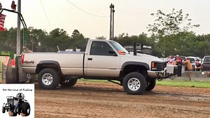 23 reactions | DCTPA Springfield OH #tractorpulling #truckpulling #pulling #fortheloveofpulling | For The Love Of Pulling | Facebook