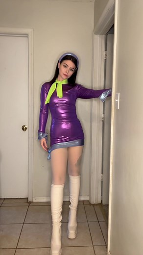 Daphne Costume OOTD | Cosplay Ideas for Scooby-Doo Fans