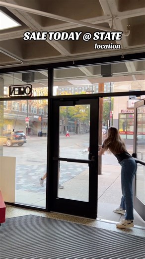 SALE THIS WEEKEND!!! Homecoming weekend - Friday, Saturday, and Sunday all sale items in our Lower Level are an EXTRA 25% OFF!!!🤑🤑🤑 Shop this sale in our Lower Level at our State Street location. 10/10-10/12 only. #sale #wisconsin #uwhomecoming #wiscohoco #badgers | University Book Store