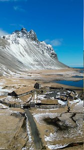 Yay or nay to visiting the Viking Village film set? 👍👎 There are different opinions about whether it’s worth visiting ⚔️🍖🛡️ We say if you already plan to visit Stokksnes and check out the magnificent black sand beach and the views of Mount Vestrahorn, then why not check out the Viking Village film set as well? 🤷‍♀️ It’s included in the entrance fee for the viewpoints at Stokksnes 🤷‍♀️ 📍Viking Village film set, Stokksnes, Southeast Iceland | Guide to Iceland