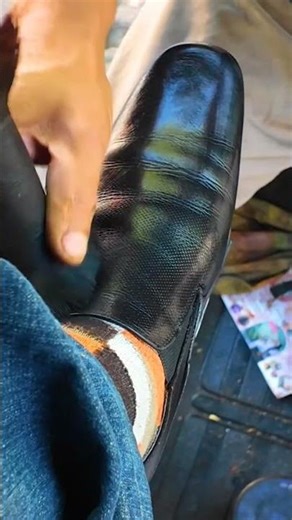 This double-ended brush tool works great #asmr #shoeshine #shorts