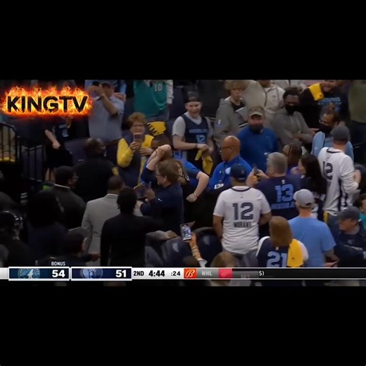 64K views · 1.1K reactions | Craziest Fans vs NBA Players Moments Caught on Camera ! #NBA #basketball | KINGtv | Facebook
